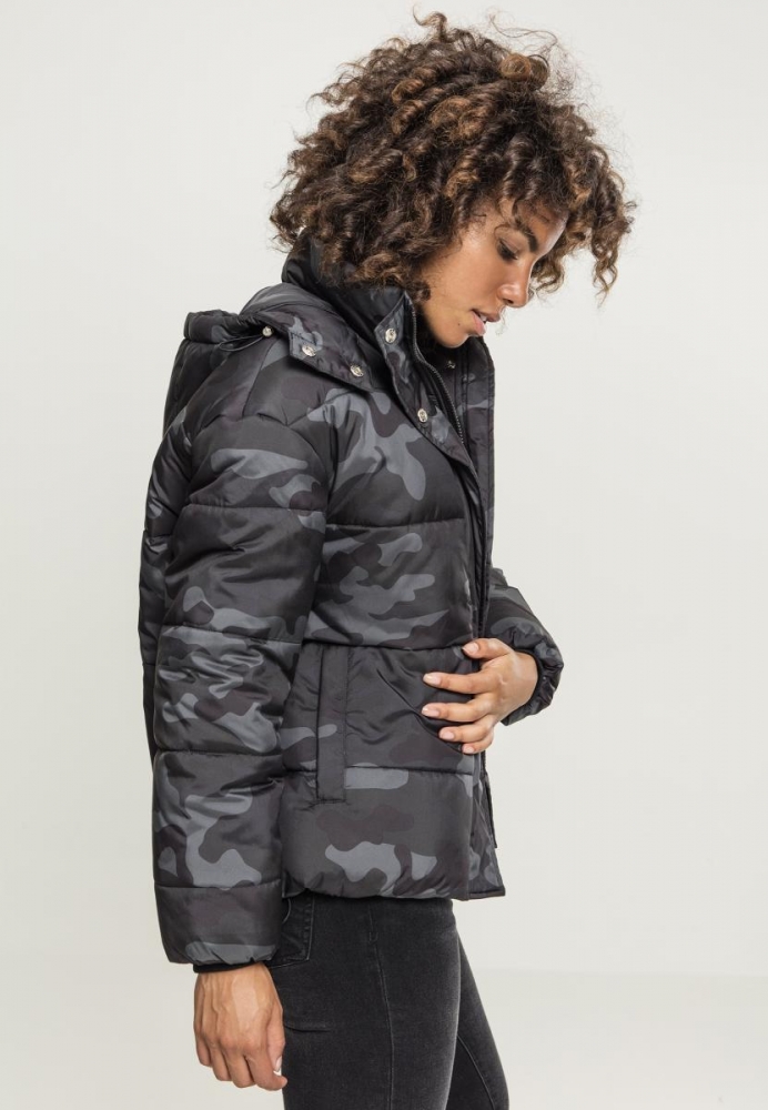 Geaca Boyfriend Camo Puffer dama Urban Classics