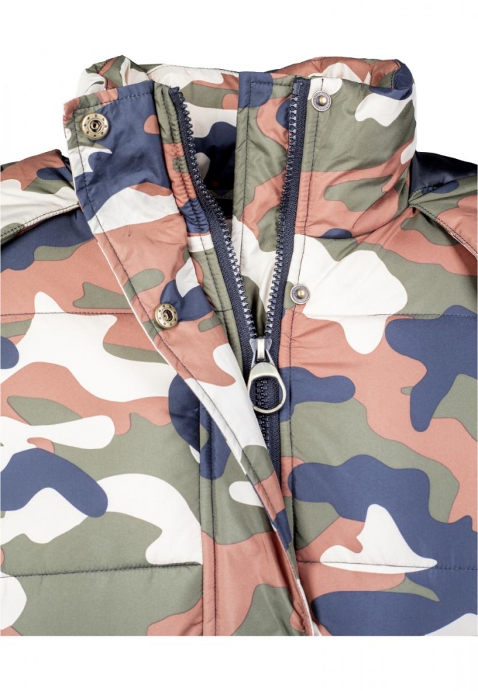 Geaca Boyfriend Camo Puffer dama Urban Classics